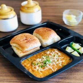 Jain Cheese Pav Bhaji