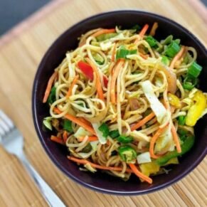 Veg. Hakka Noodles