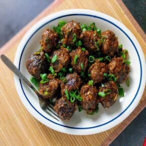 Veg. Manchurian ( Dry / Gravy )